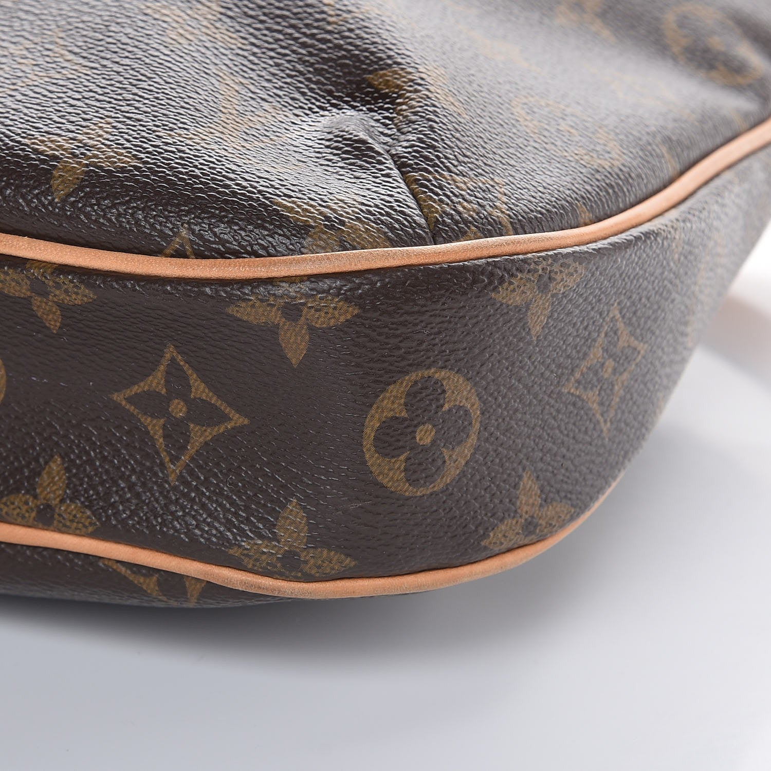 Louis Vuitton Monogram Odeon PM 15 of 16