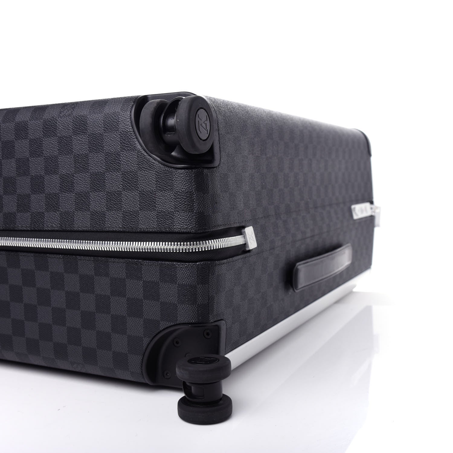 Louis Vuitton Damier Graphite Horizon 70 6 of 8