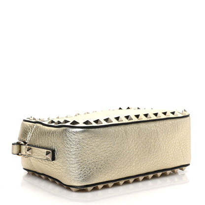 Valentino Garavani Metallic Pebbled Calfskin Rockstud Camera Crossbody Bag Platino 4 of 9