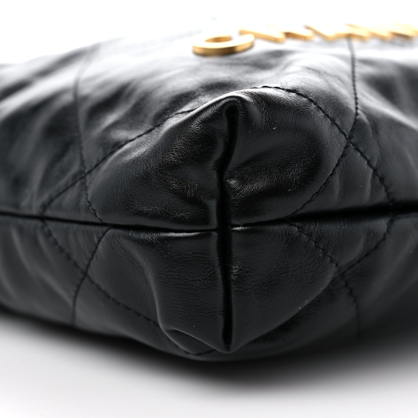 Shiny Calfskin Quilted Mini Chanel 22 Black