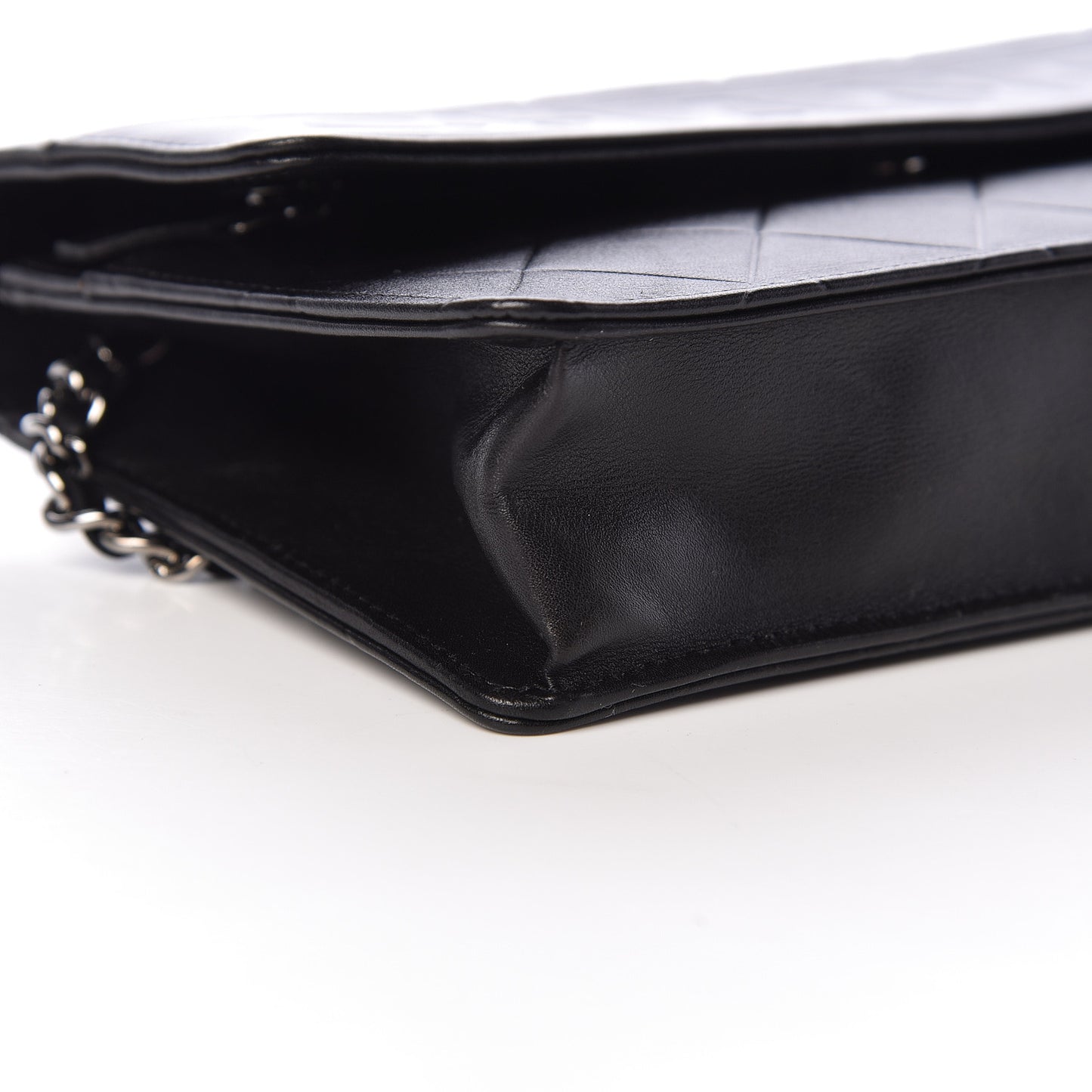 Lambskin Embossed Lax Wallet On Chain WOC Black