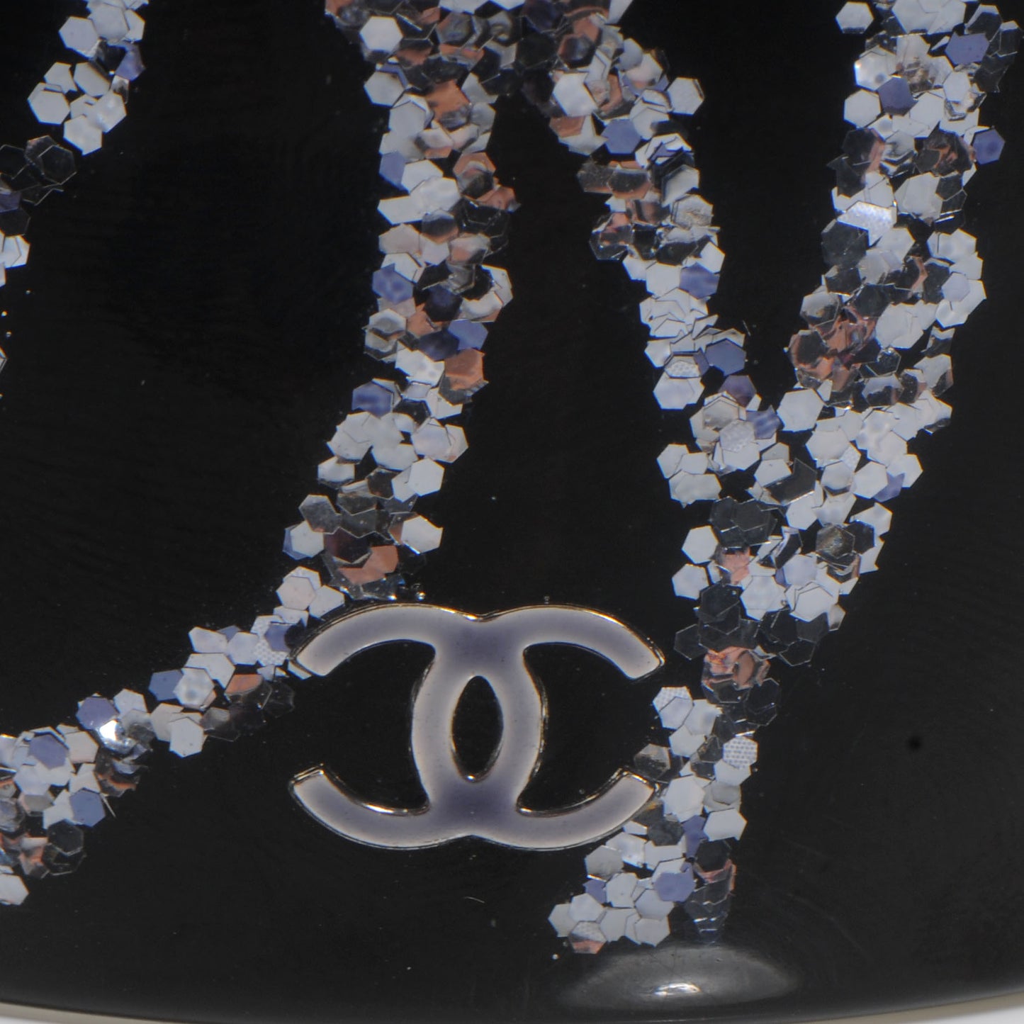 Camellia Glitter CC Cuff Black