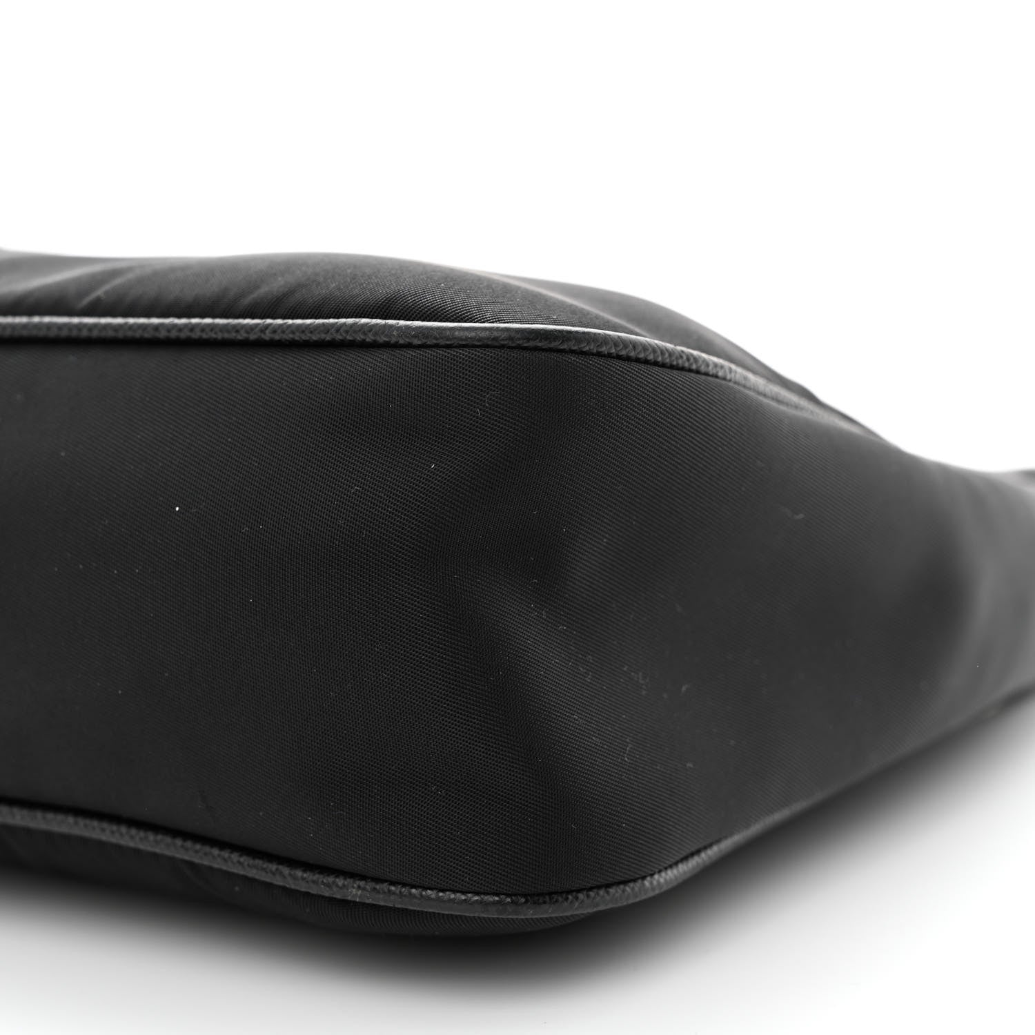Prada Nylon Re-Edition 2005 Shoulder Bag Black 12 of 15