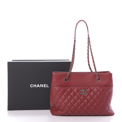 Chanel Caviar Quilted Large Zipped Shopping Tote Red 14 of 14