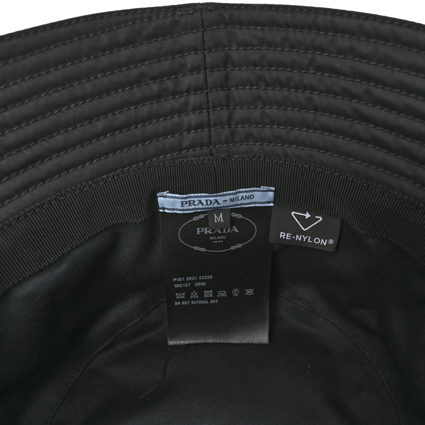Re-Nylon Metal Triangle Logo Womens Bucket Hat M Black