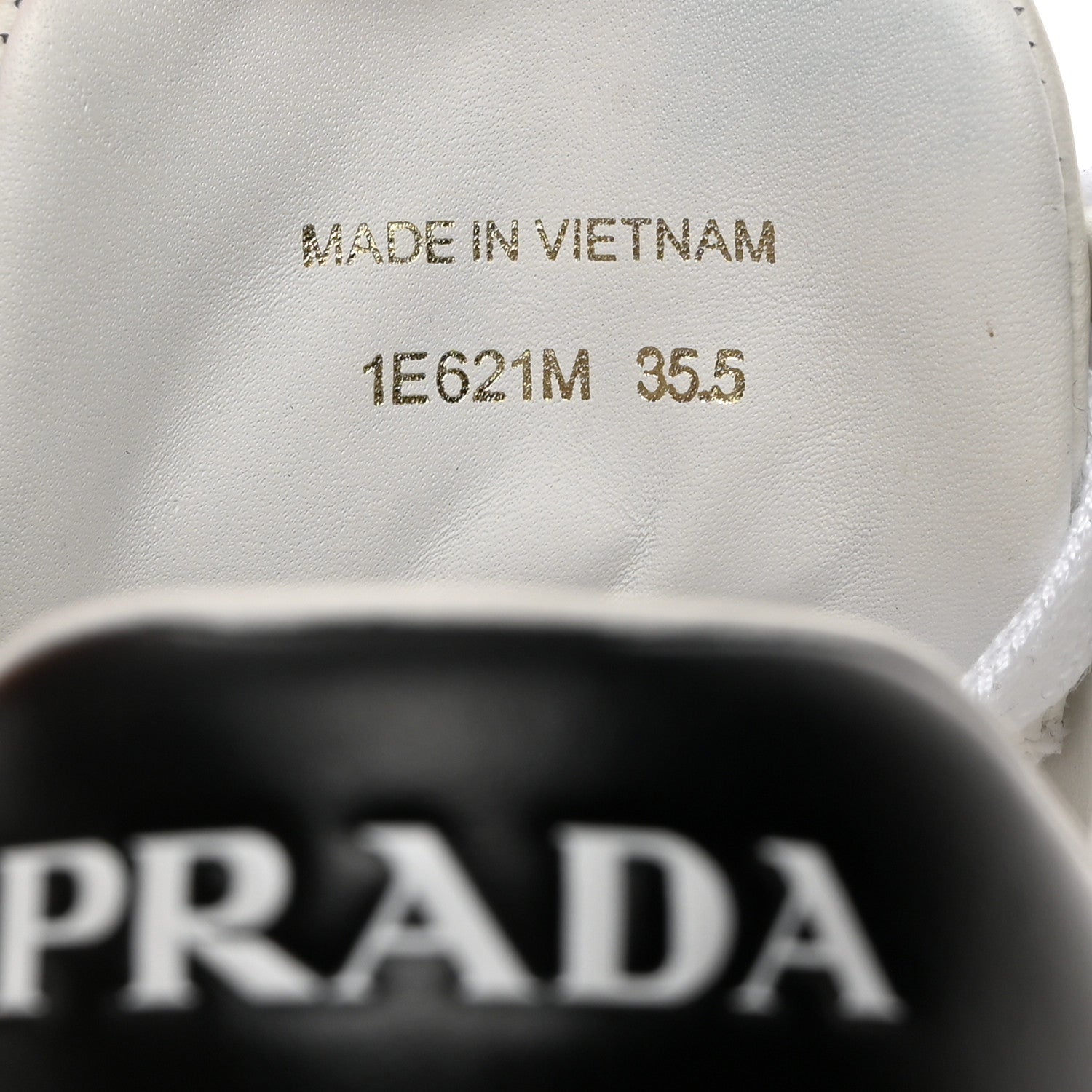 Prada Vitello Soft Rubber Logo Womens Low Top Sneakers 35.5 White Black 7 of 8
