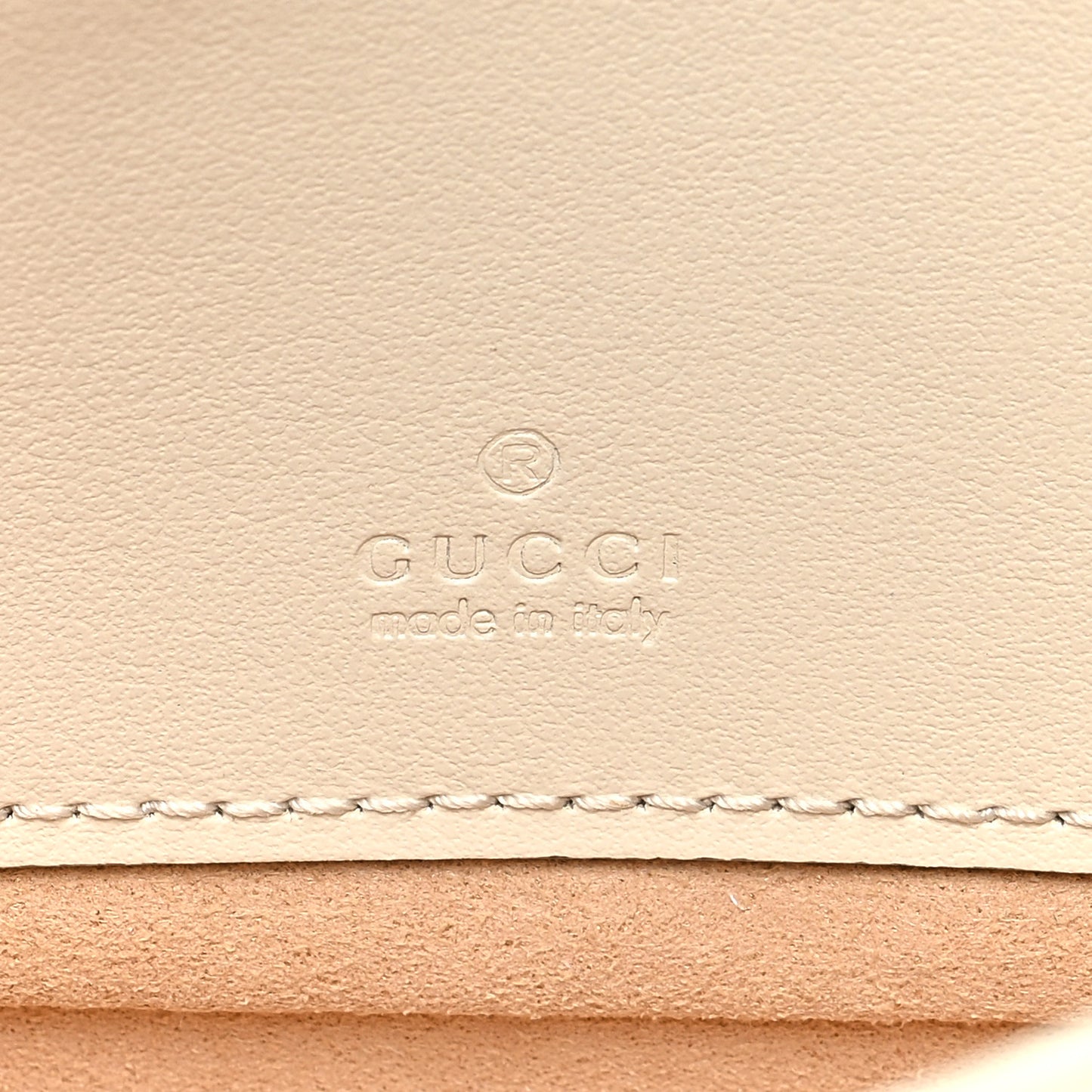 Calfskin Matelasse Mini GG Marmont Shoulder Bag With Card Holder White Black