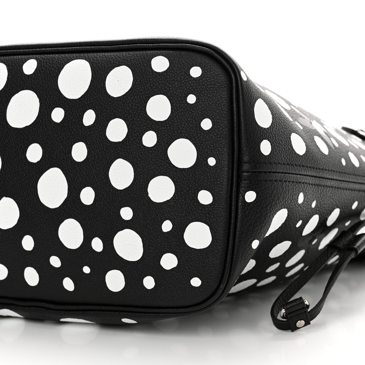 LV X YK Empreinte Neverfull MM Black White