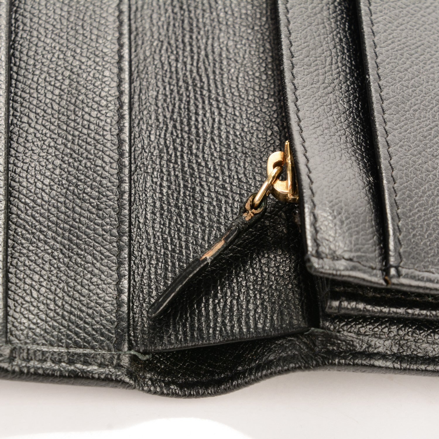 Chanel Grained Calfskin CC Button Yen Wallet Black 6 of 9