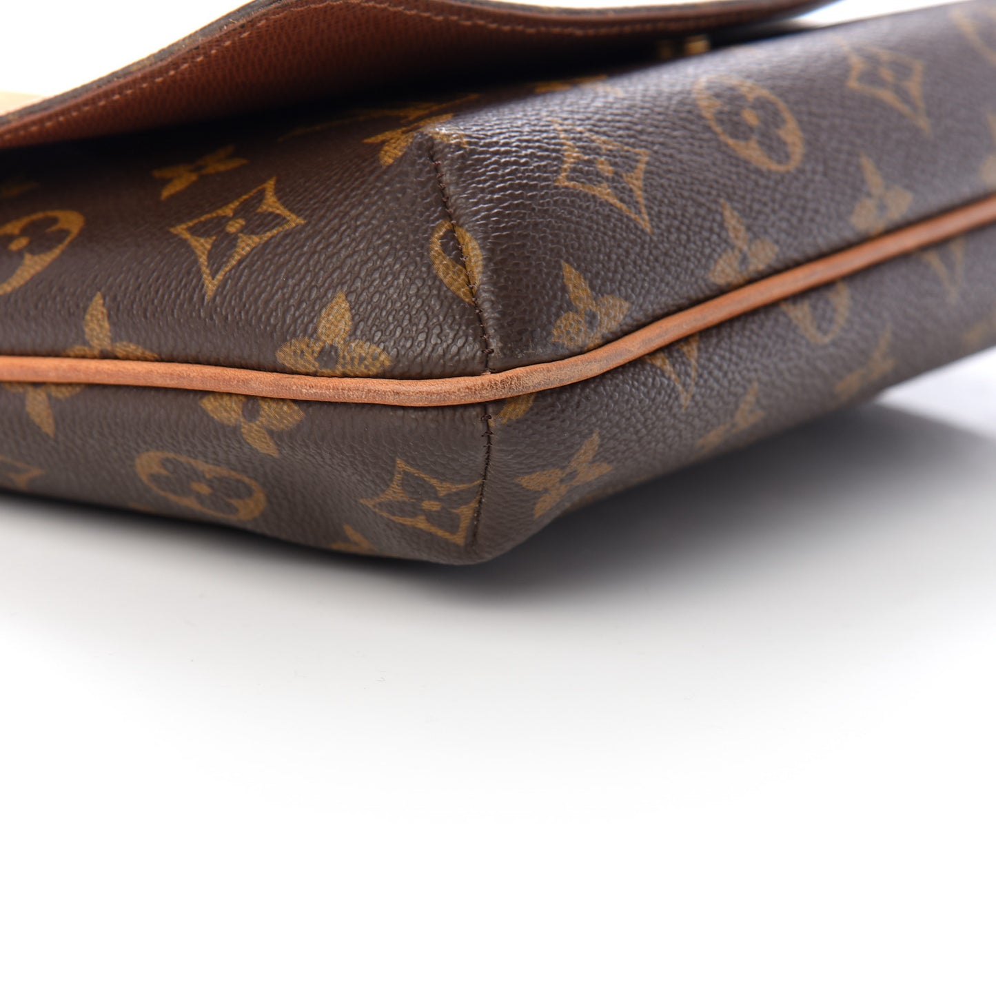 Monogram Musette Tango