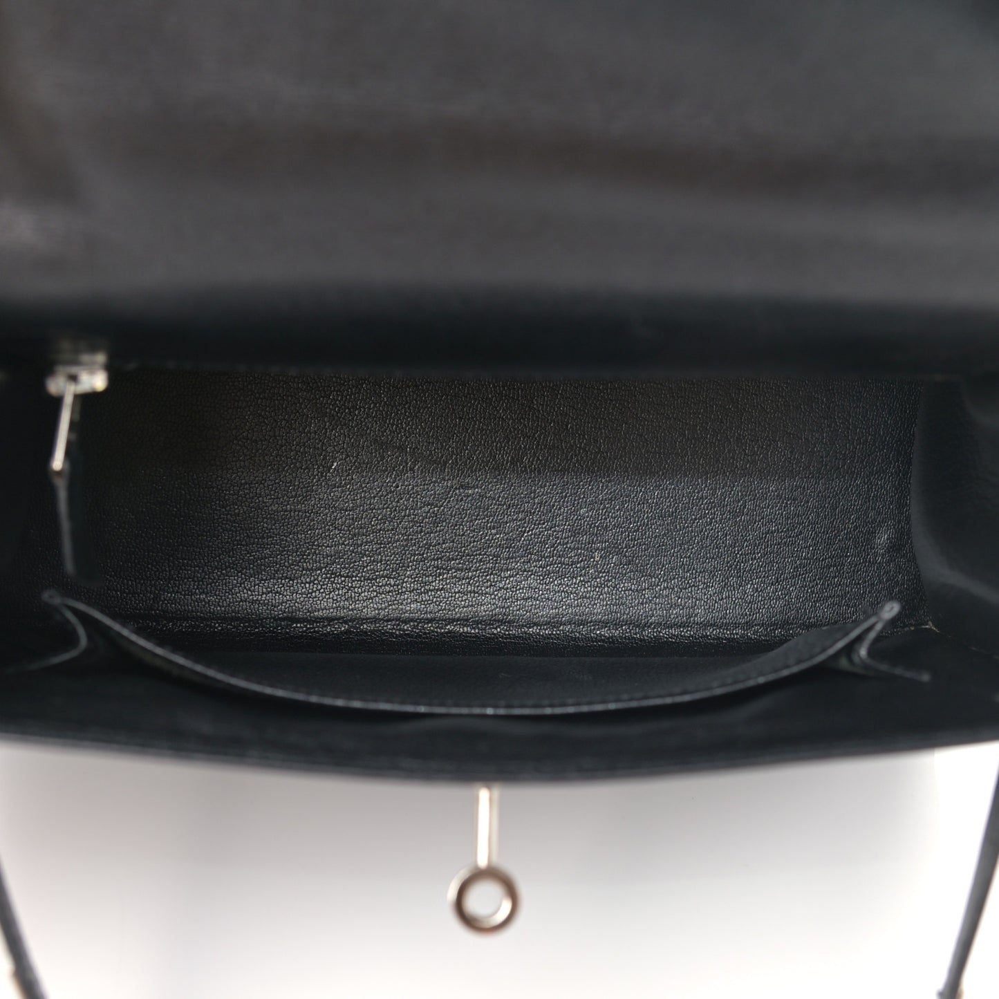 Box Kelly Sellier Guilloche 25 Black