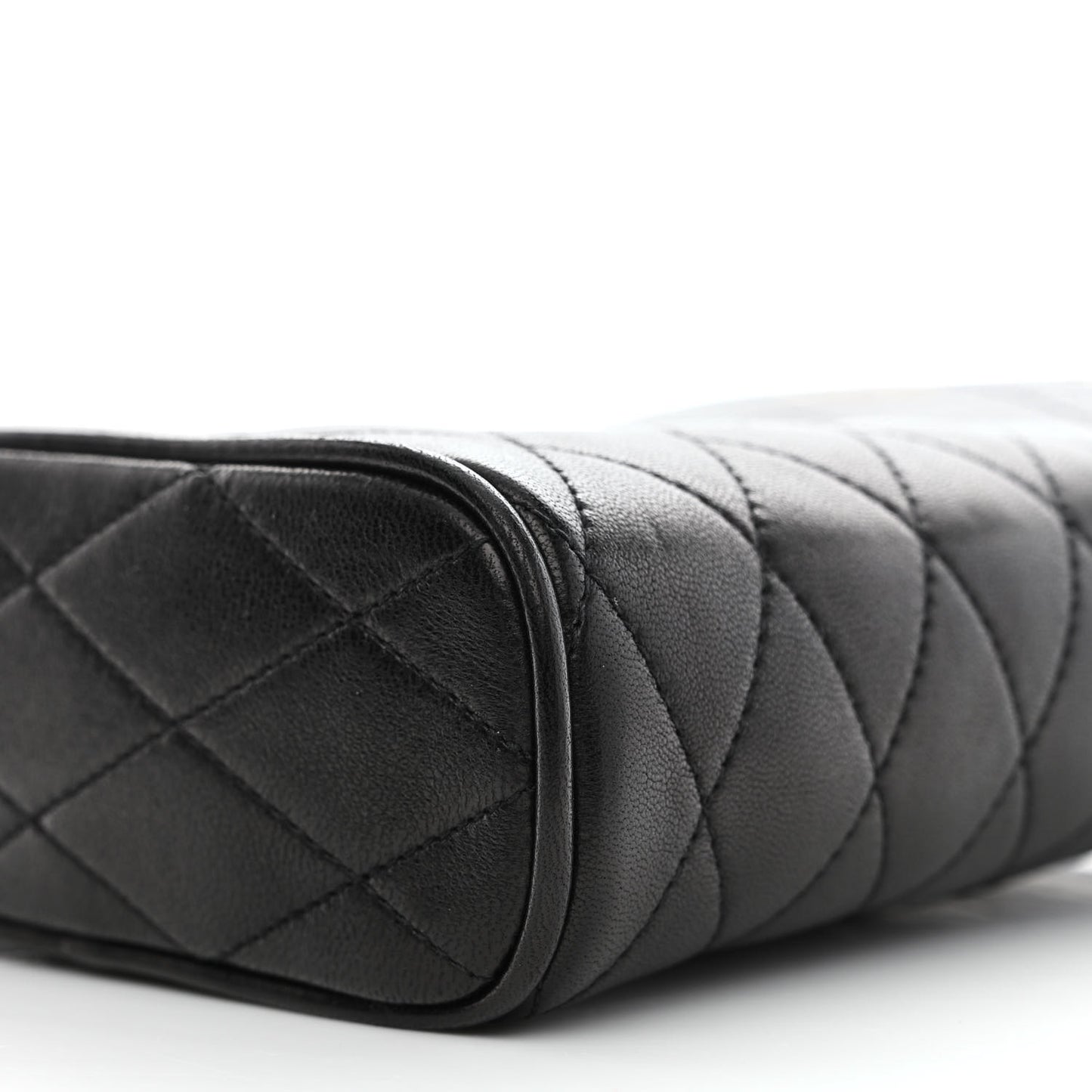 Lambskin Quilted Binocular Case Black