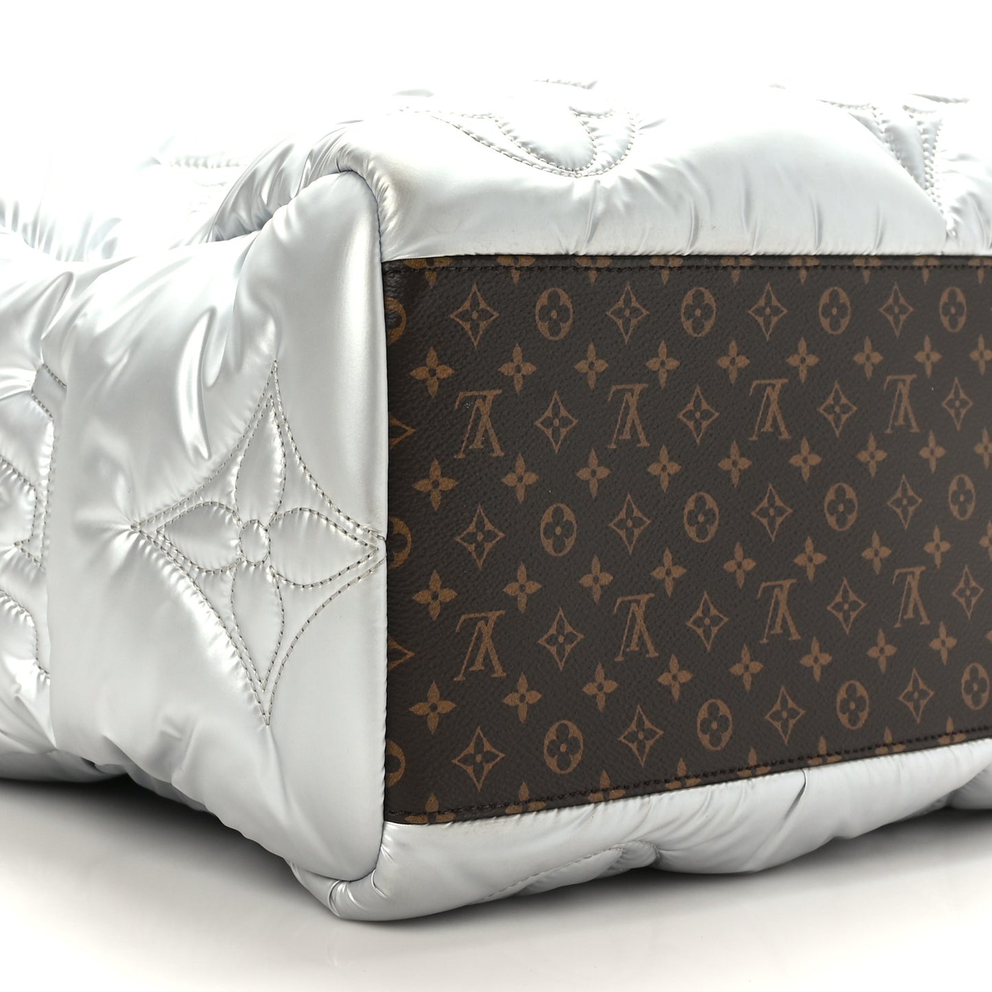 Econyl Monogram Pillow Giant Onthego GM Silver