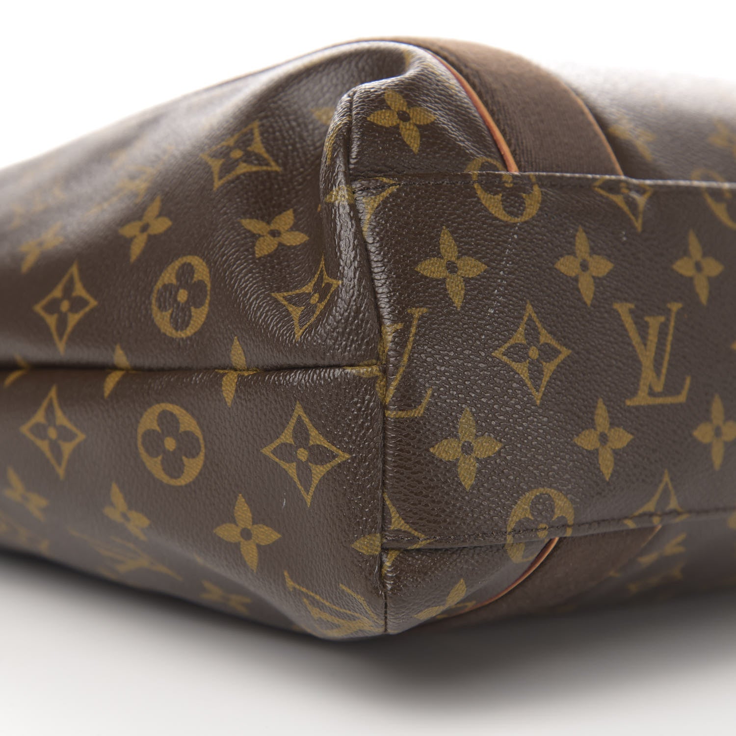 Louis Vuitton Monogram Cabas Beaubourg 8 of 10