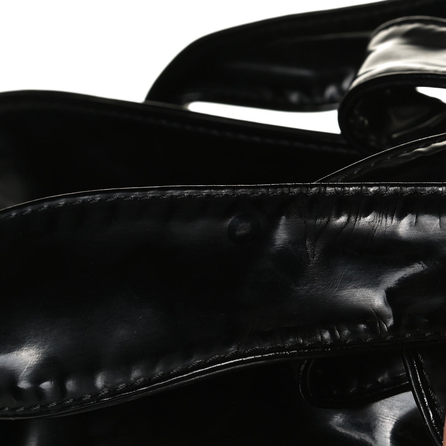 Patent Bow Hobo Black