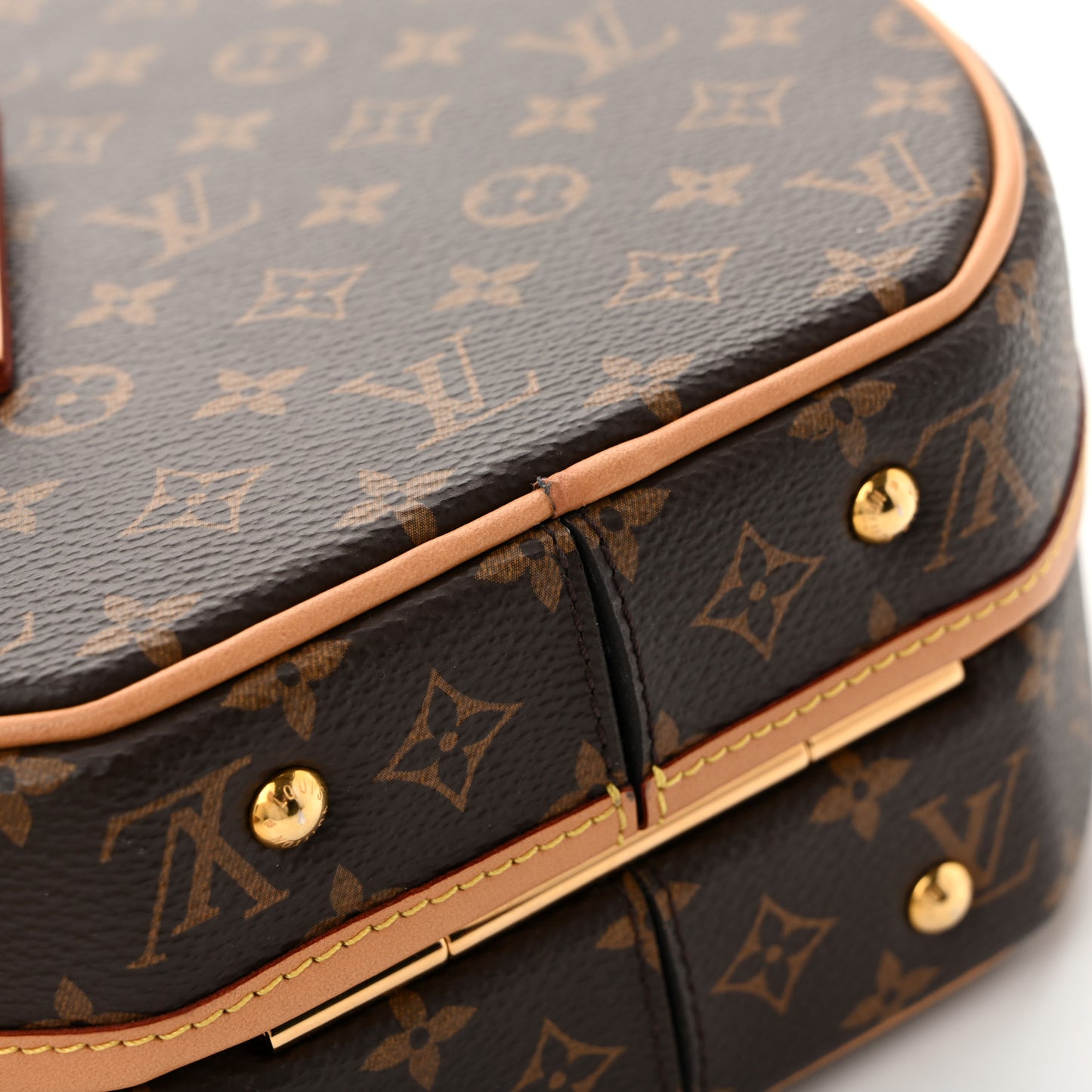 Monogram Petite Boite Chapeau