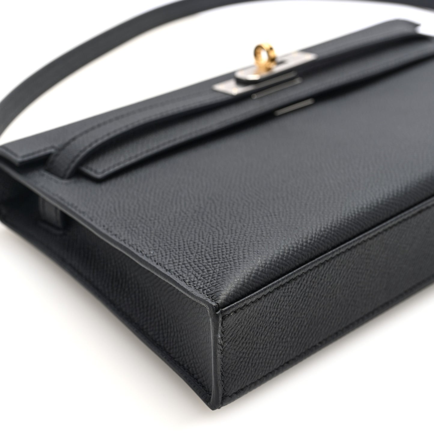 Epsom Kelly Elan Black