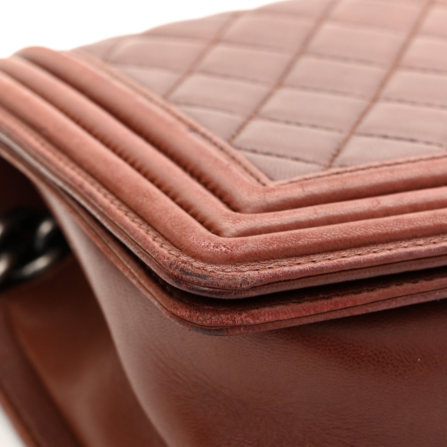 Lambskin Quilted Medium Boy Flap Burgundy