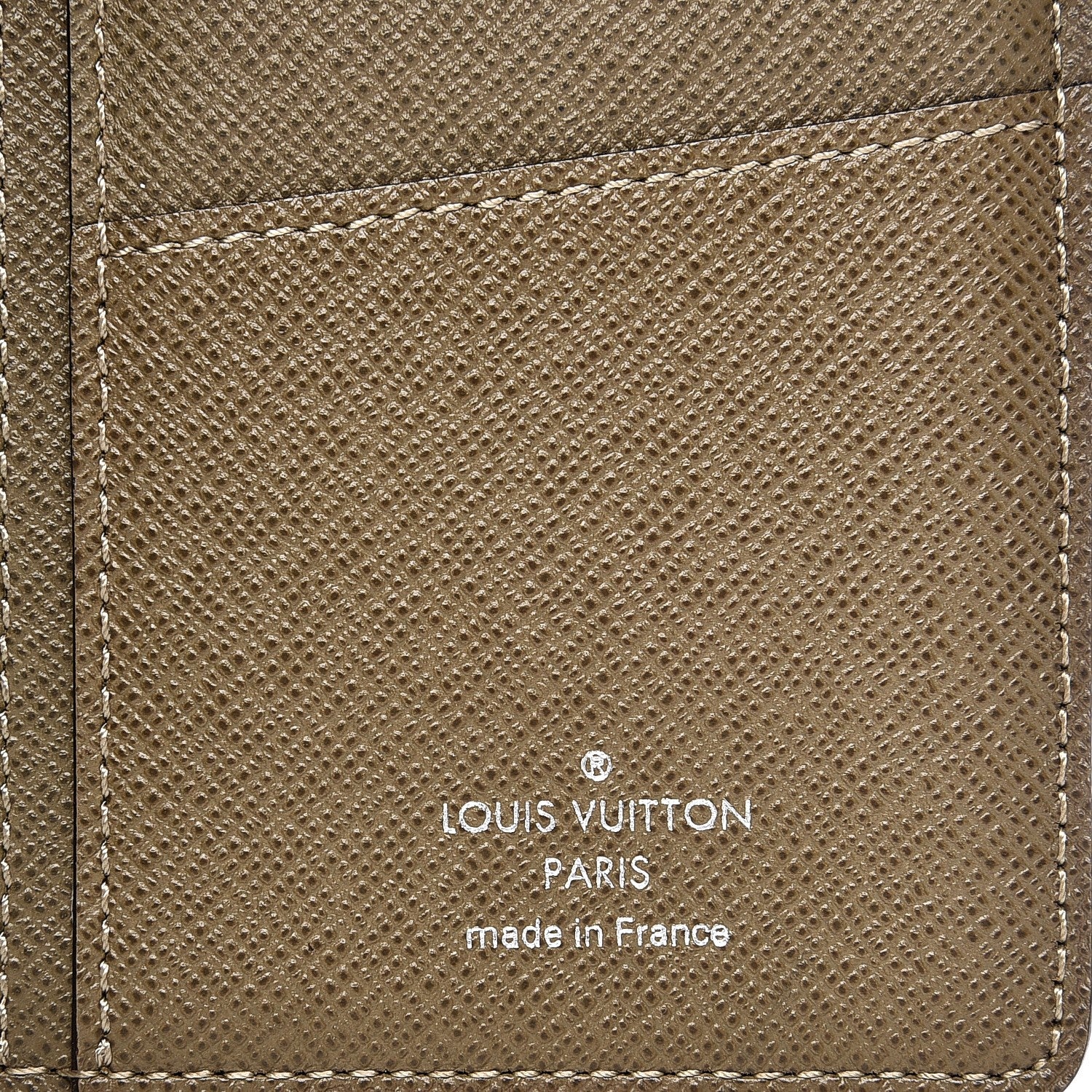 Louis Vuitton Taiga Brazza Wallet Oural 6 of 7