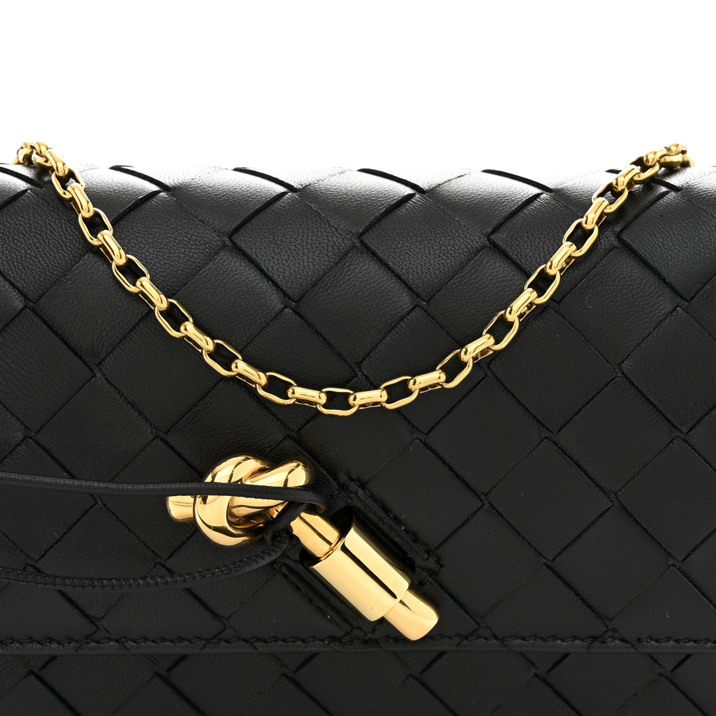 Nappa Intrecciato Andiamo Pouch On Chain Black Black