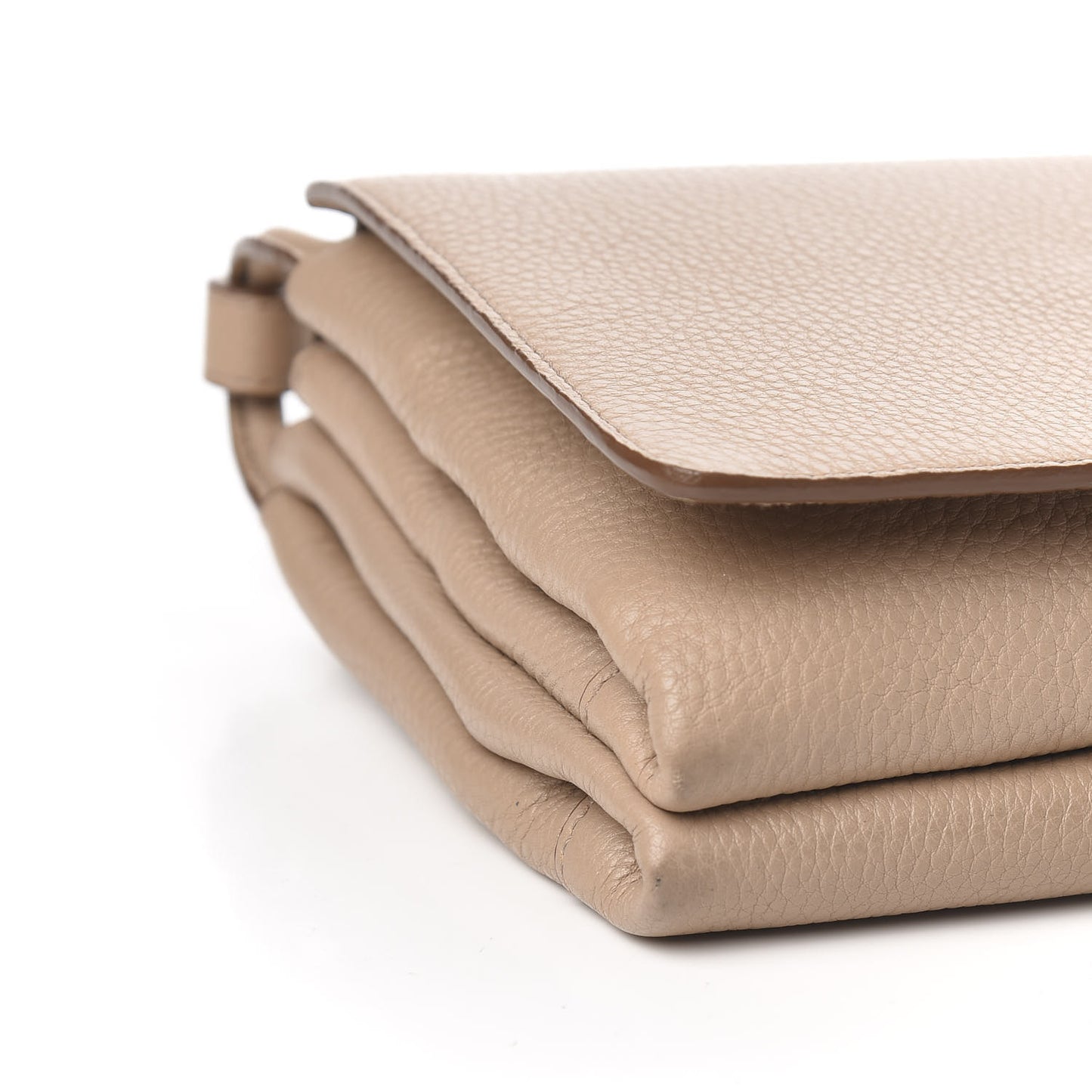 Vitello Daino Crossbody Flap Argilla