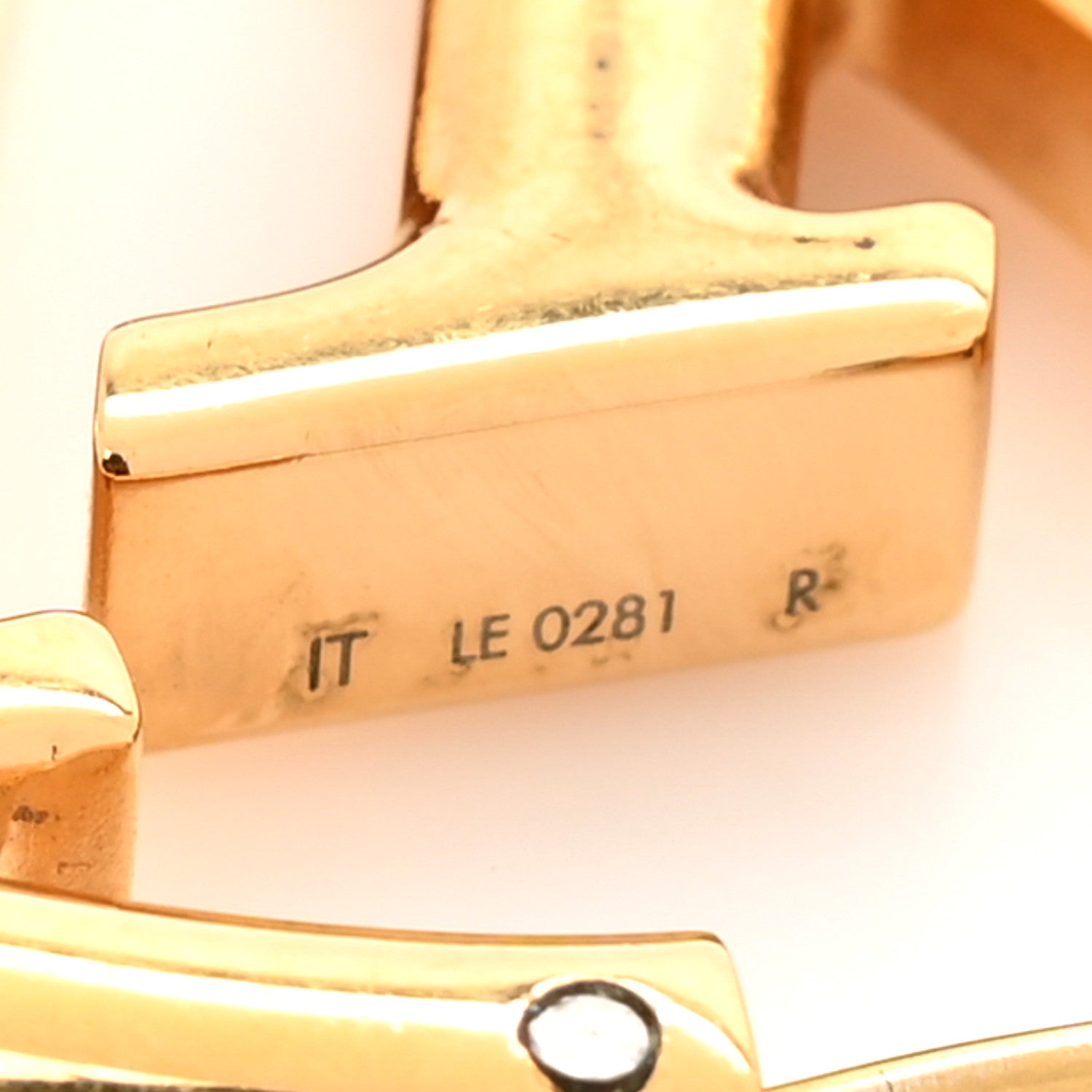 Louis Vuitton Metal Louise Hoop Earrings Gold 6 of 6