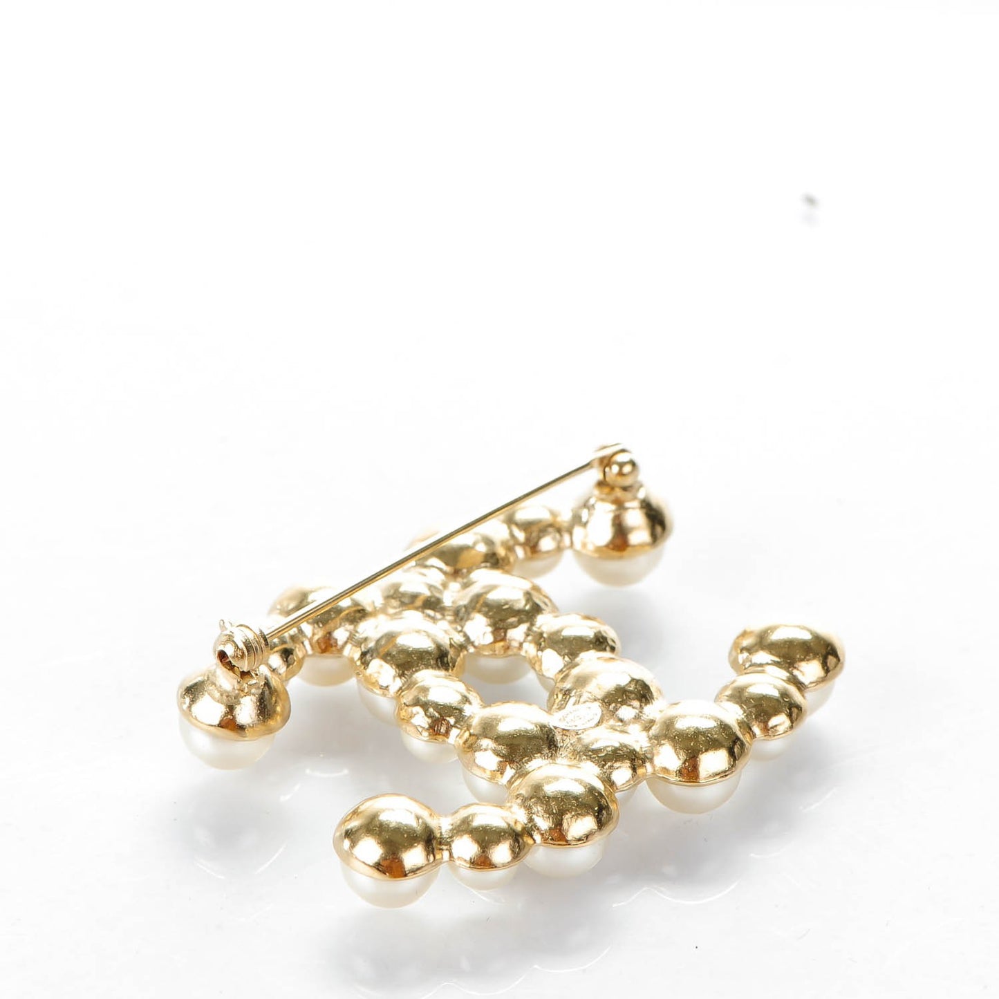 Pearl CC Brooch Gold Pearly White