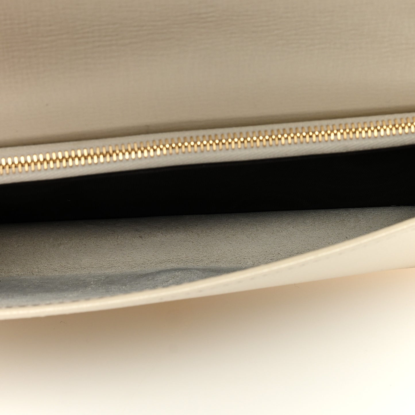 GG Supreme Monogram Azalea Calfskin Horsebit 1955 Wallet On Chain Beige Ebony Mystic White