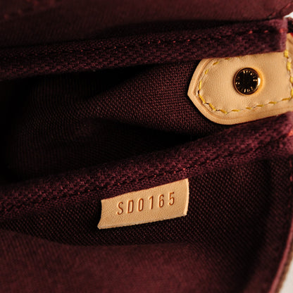 Louis Vuitton Monogram Favorite MM 8 of 8