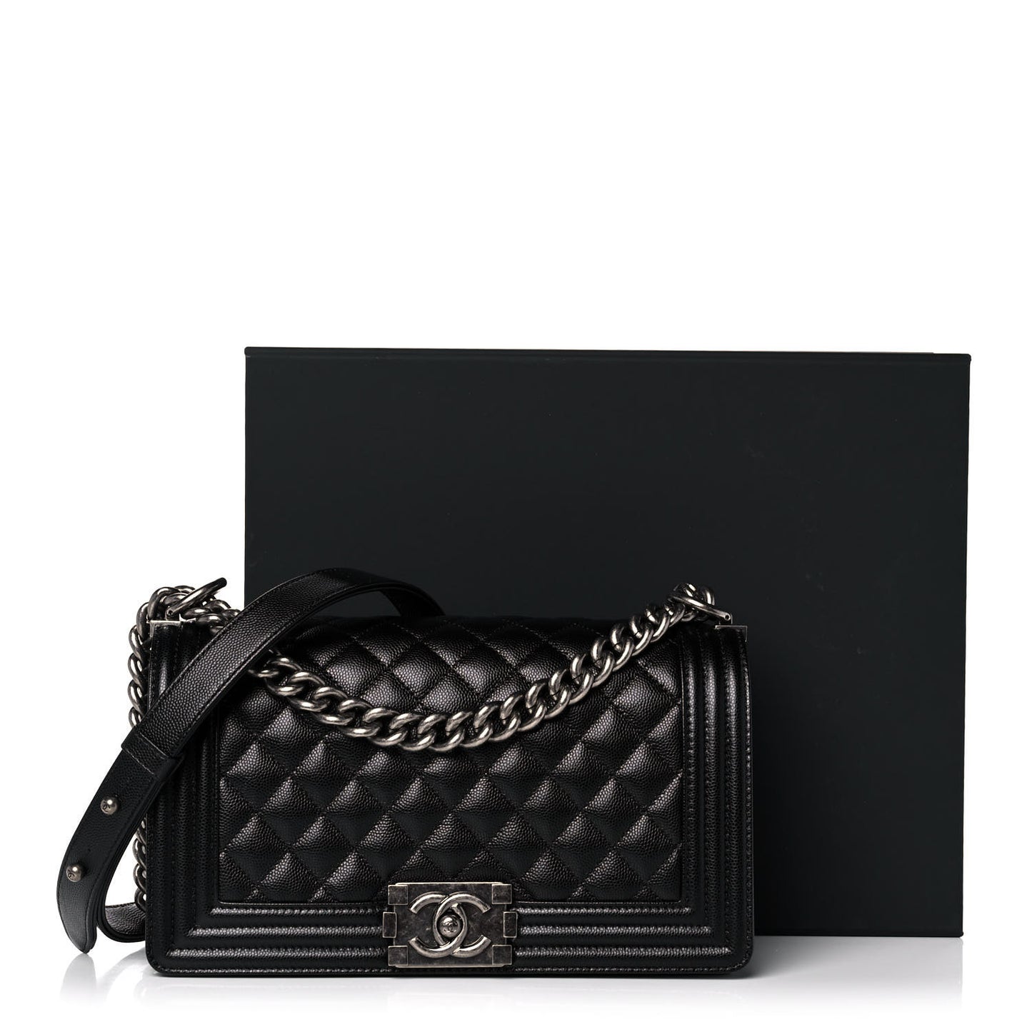 Caviar Quilted Medium Boy Flap Black