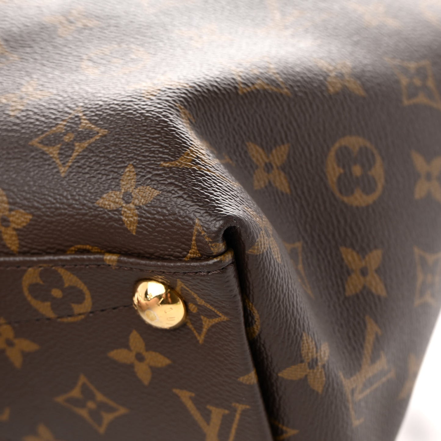 Monogram V Tote MM Black