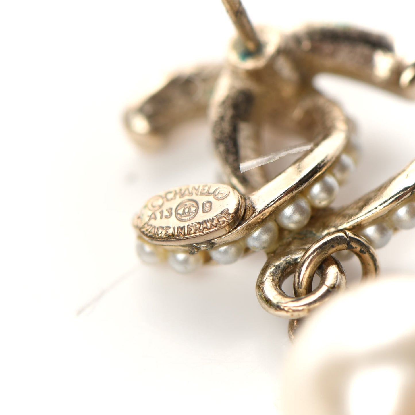 Pearl Twisted CC Drop Earrings Light Gold White