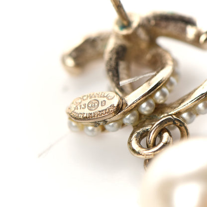 Chanel Pearl Twisted CC Drop Earrings Light Gold White 4 of 5