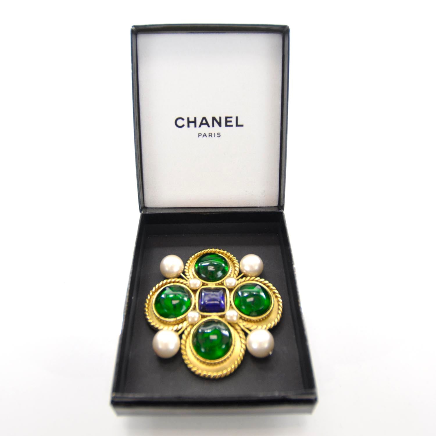Chanel Gripoix Poured Glass Pearl Brooch Gold 5 of 5