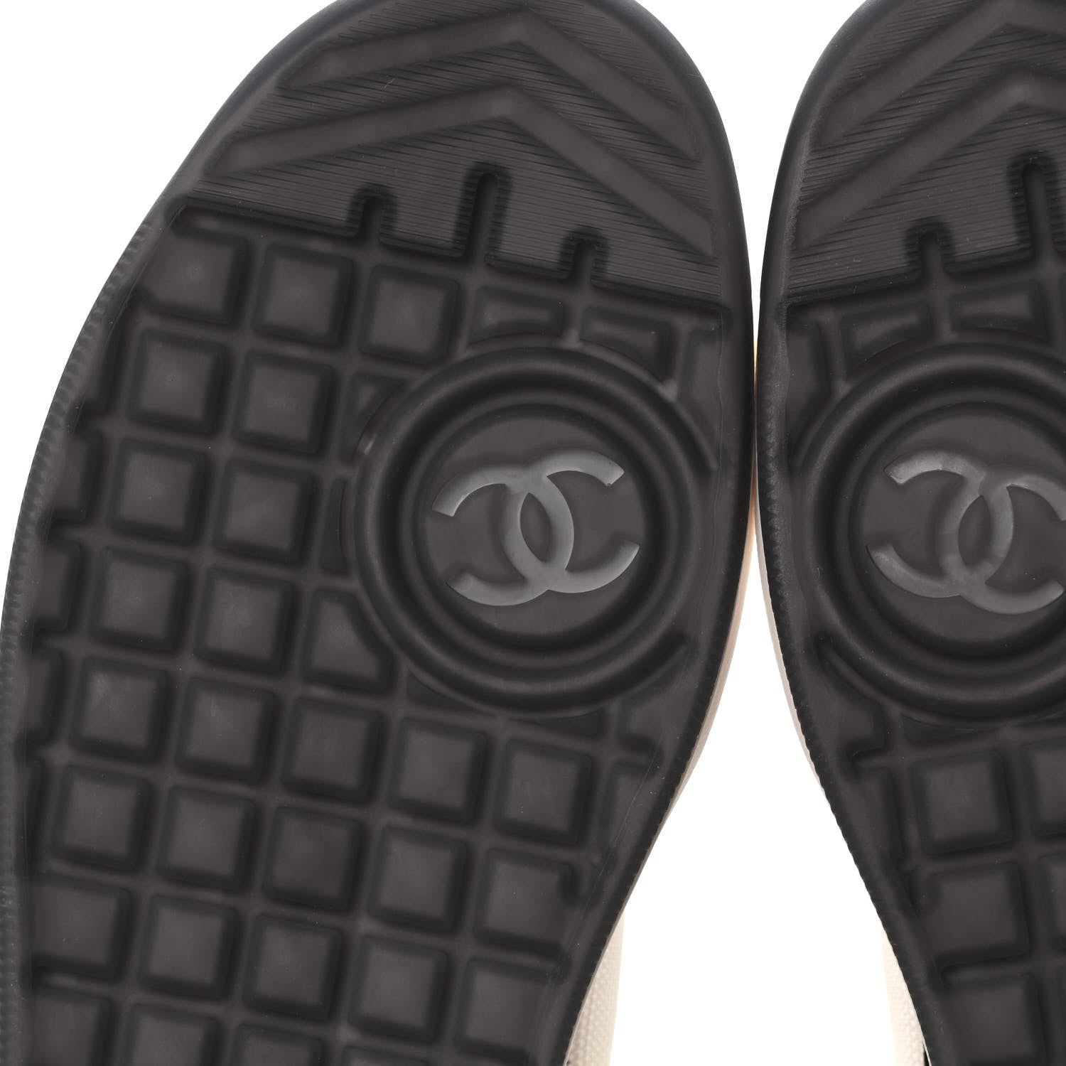 Chanel Fabric Suede Calfskin CC Sneakers 39.5 White Purple Black 9 of 9