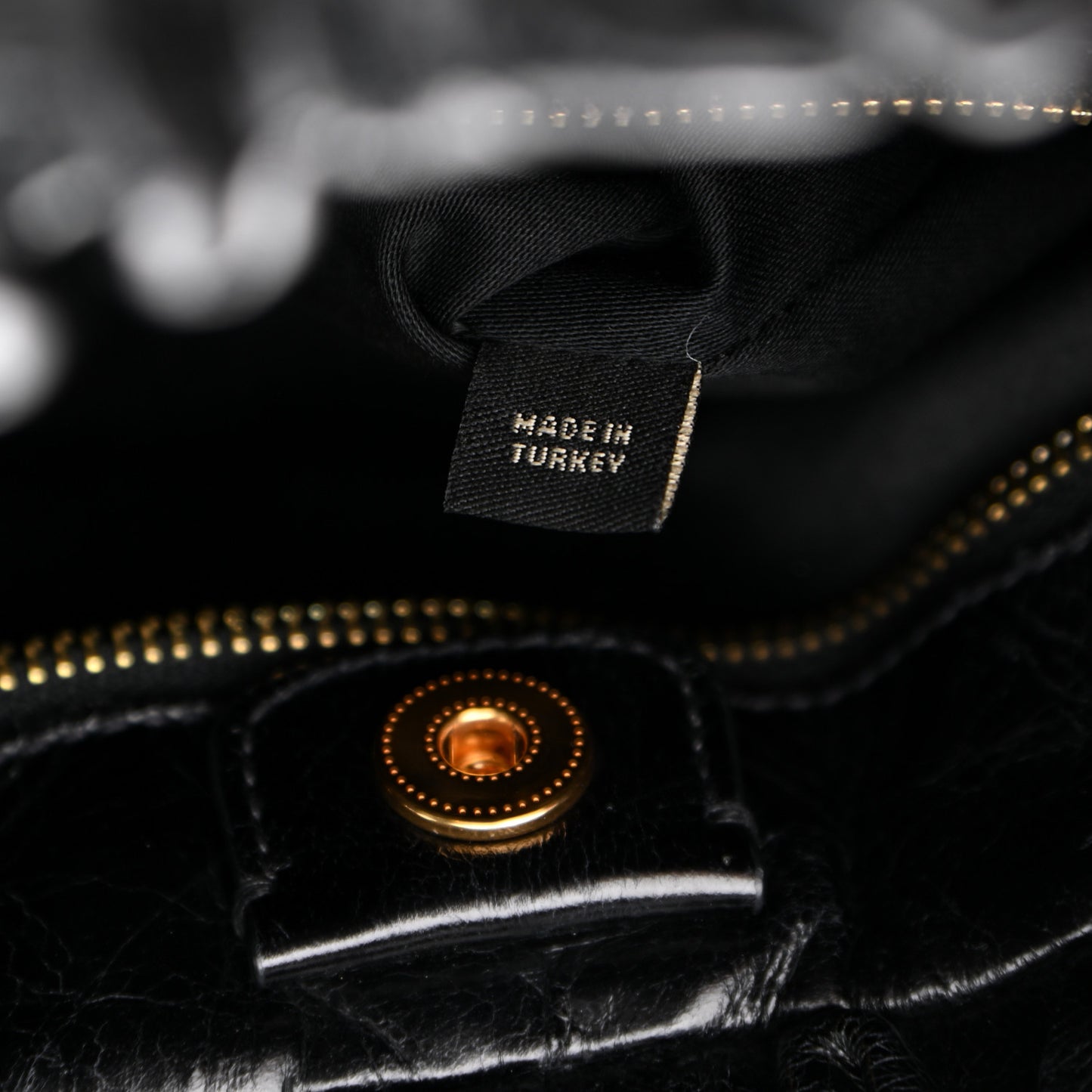 Vitello Lux Gathered Tote Black