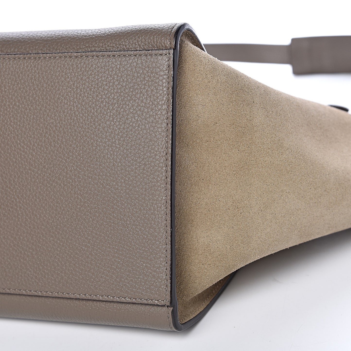 Drummed Calfskin Suede Small Trapeze Souris