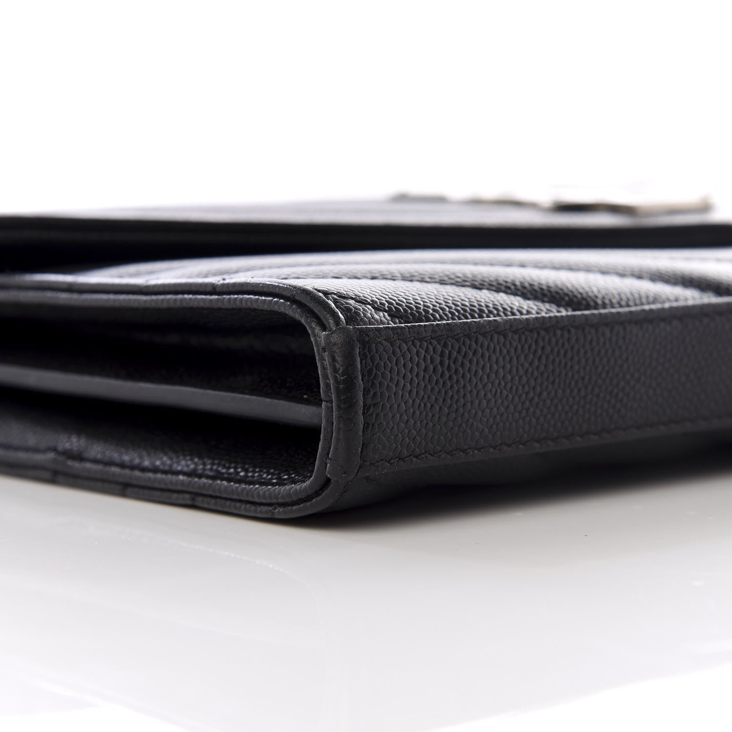 Saint Laurent Grain De Poudre Matelasse Chevron Monogram Chain Wallet Black 5 of 8