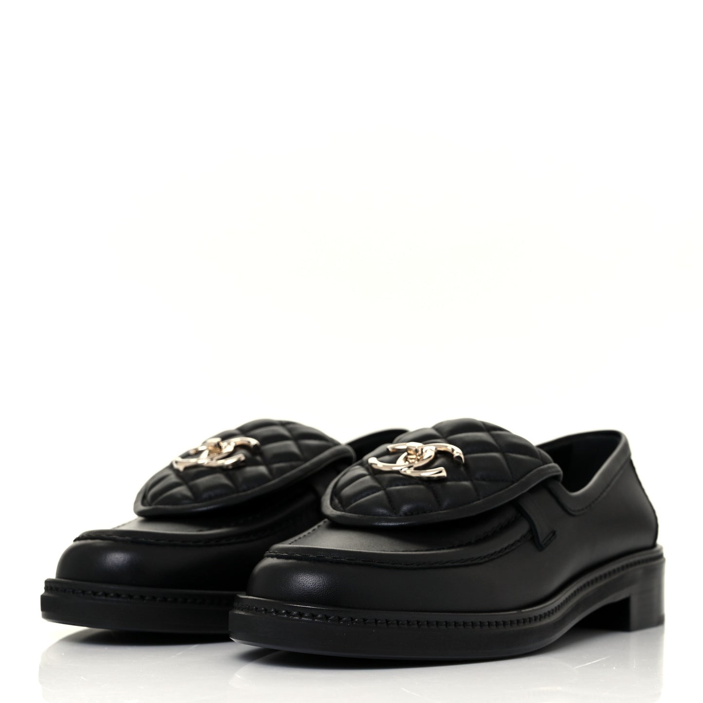 Lambskin Quilted CC Turnlock Loafers 39 Black