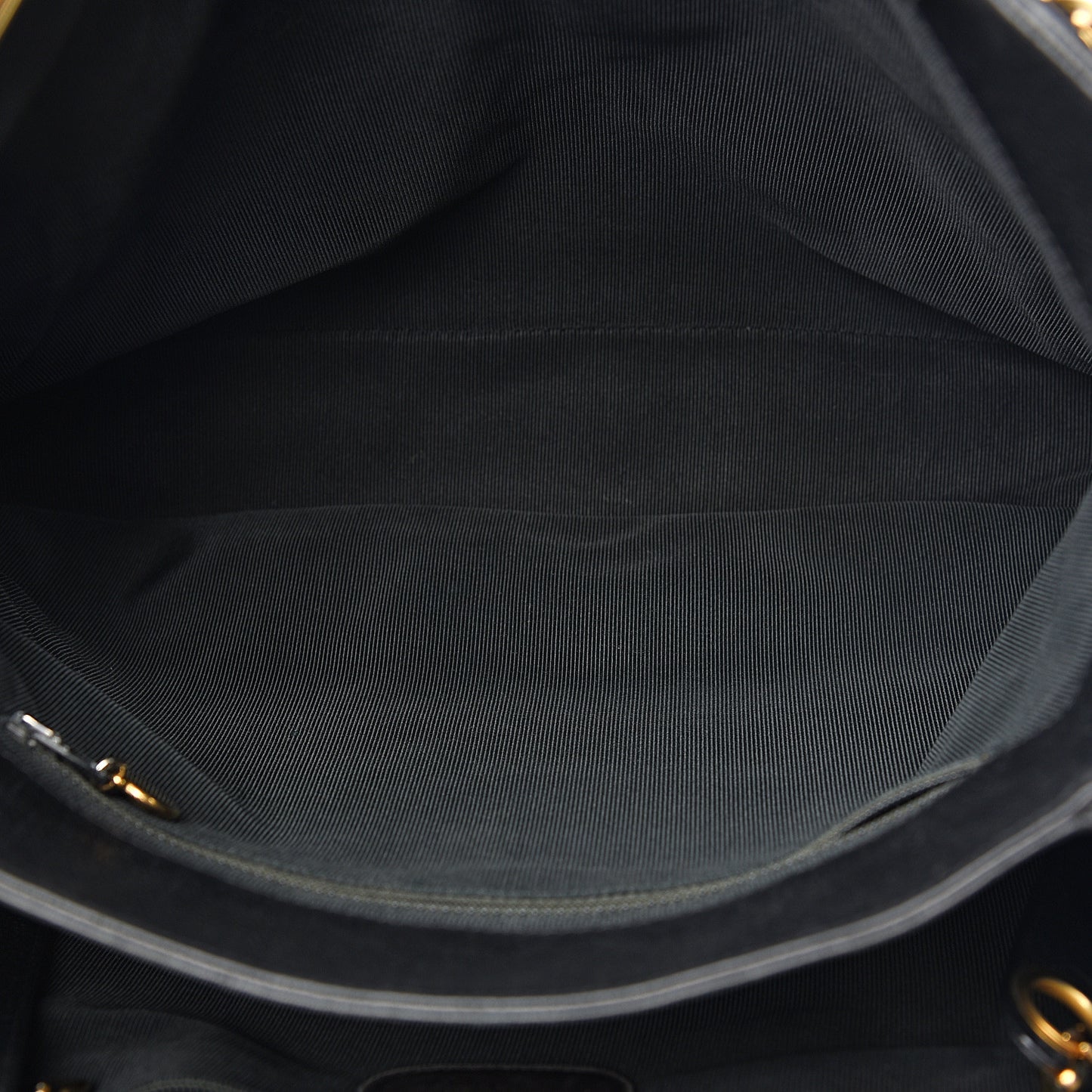 Caviar CC Shoulder Bag Black