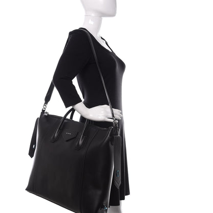 Givenchy Smooth Calfskin Large Soft Antigona Black 2 of 8