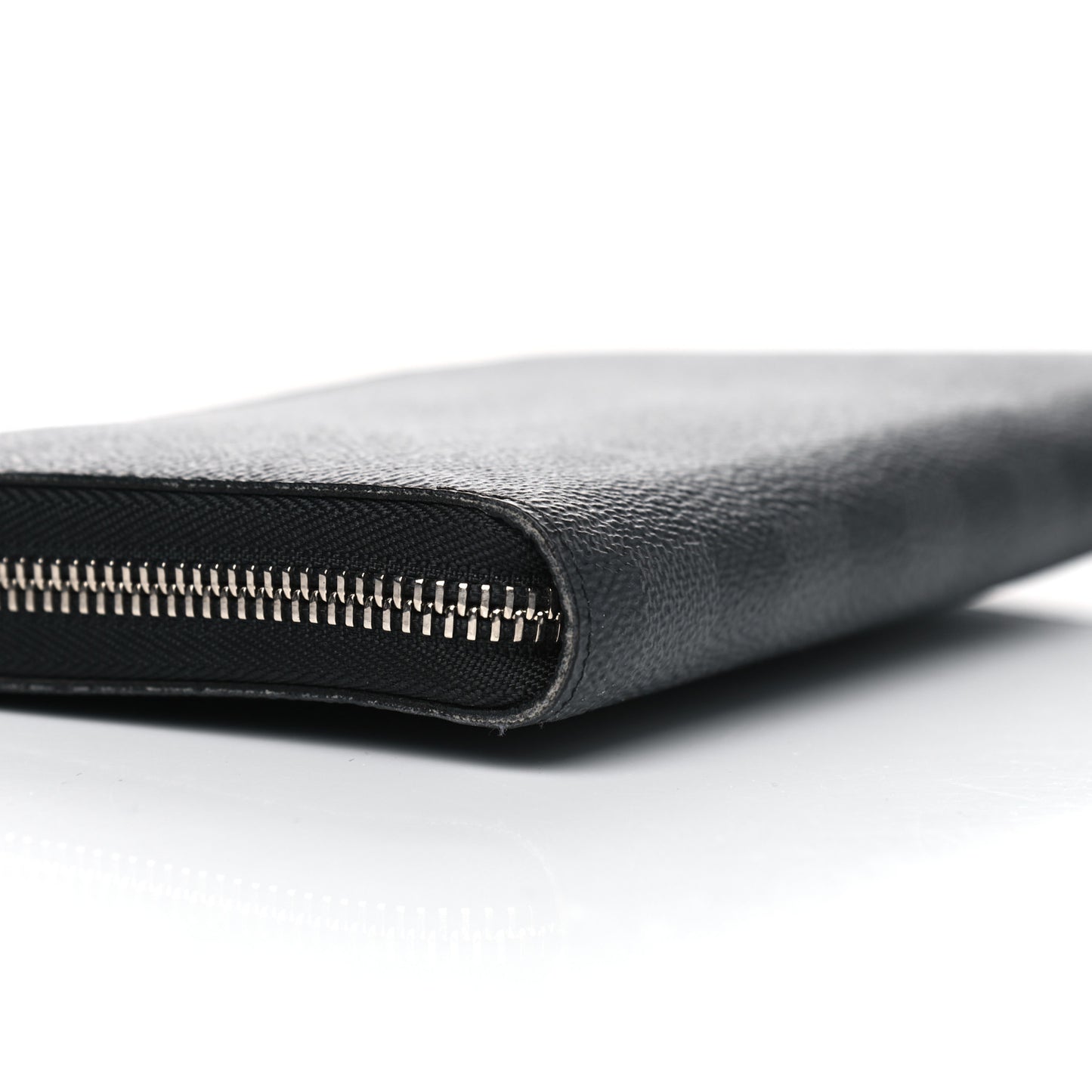 Damier Graphite Zippy Organizer Wallet