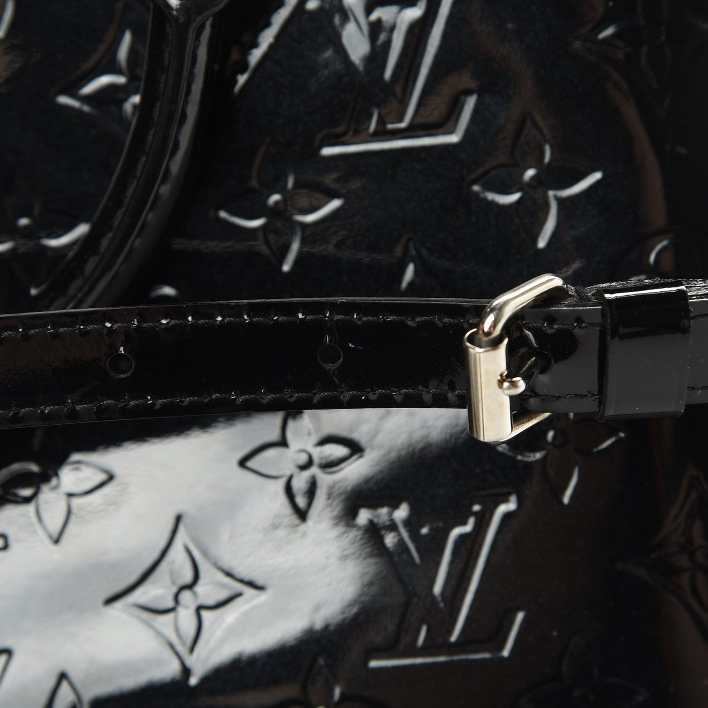 Vernis Alma PM Noir Magnetique