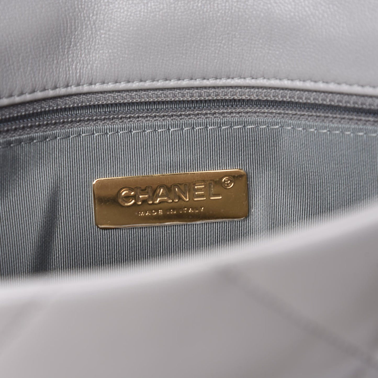 Goatskin Quilted Medium Chanel 19 Flap Grey