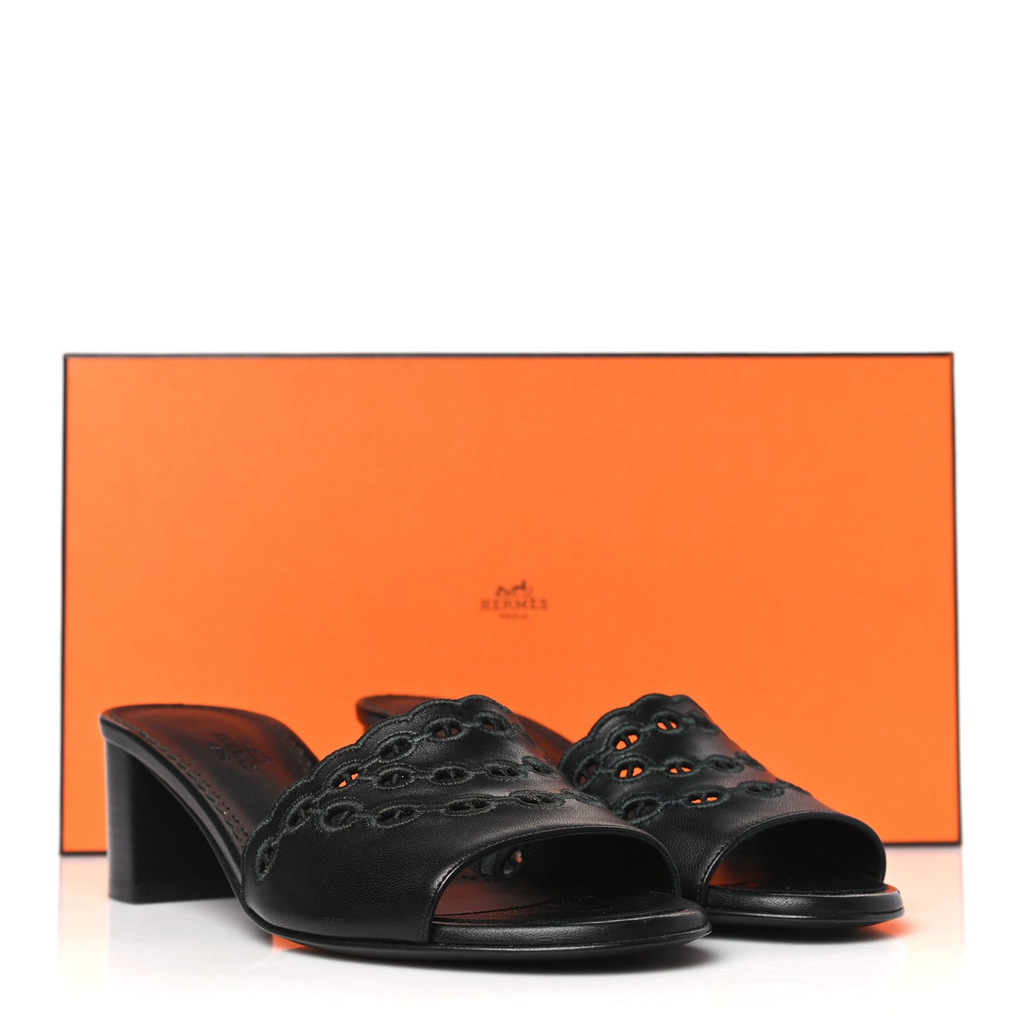 Lambskin Embroidered Gwladys Sandals 37.5 Black