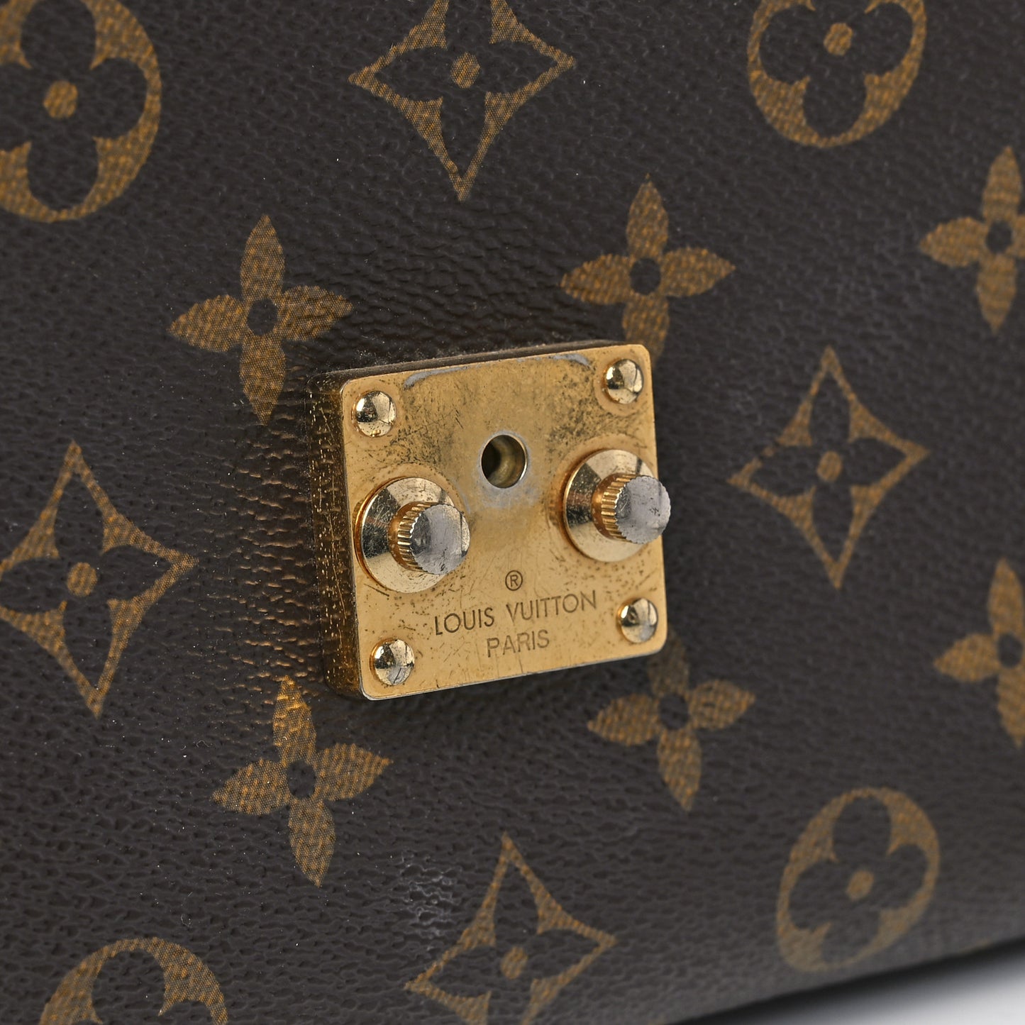 Monogram Pochette Metis