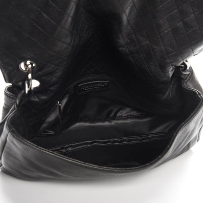 Chanel Lambskin Medium Soft and Chain Flap Black 5 of 11