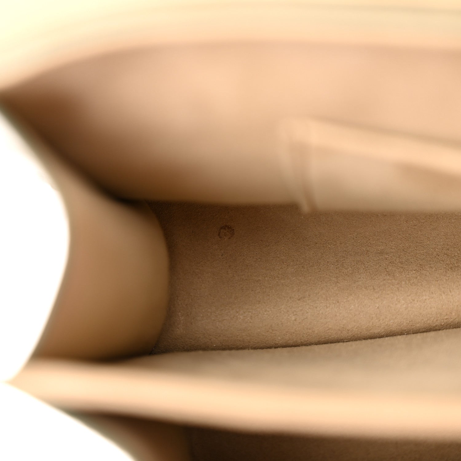 Fendi Vitello Liberty Scalloped Studded Kan I Shoulder Bag Grigio Polvere 12 of 12