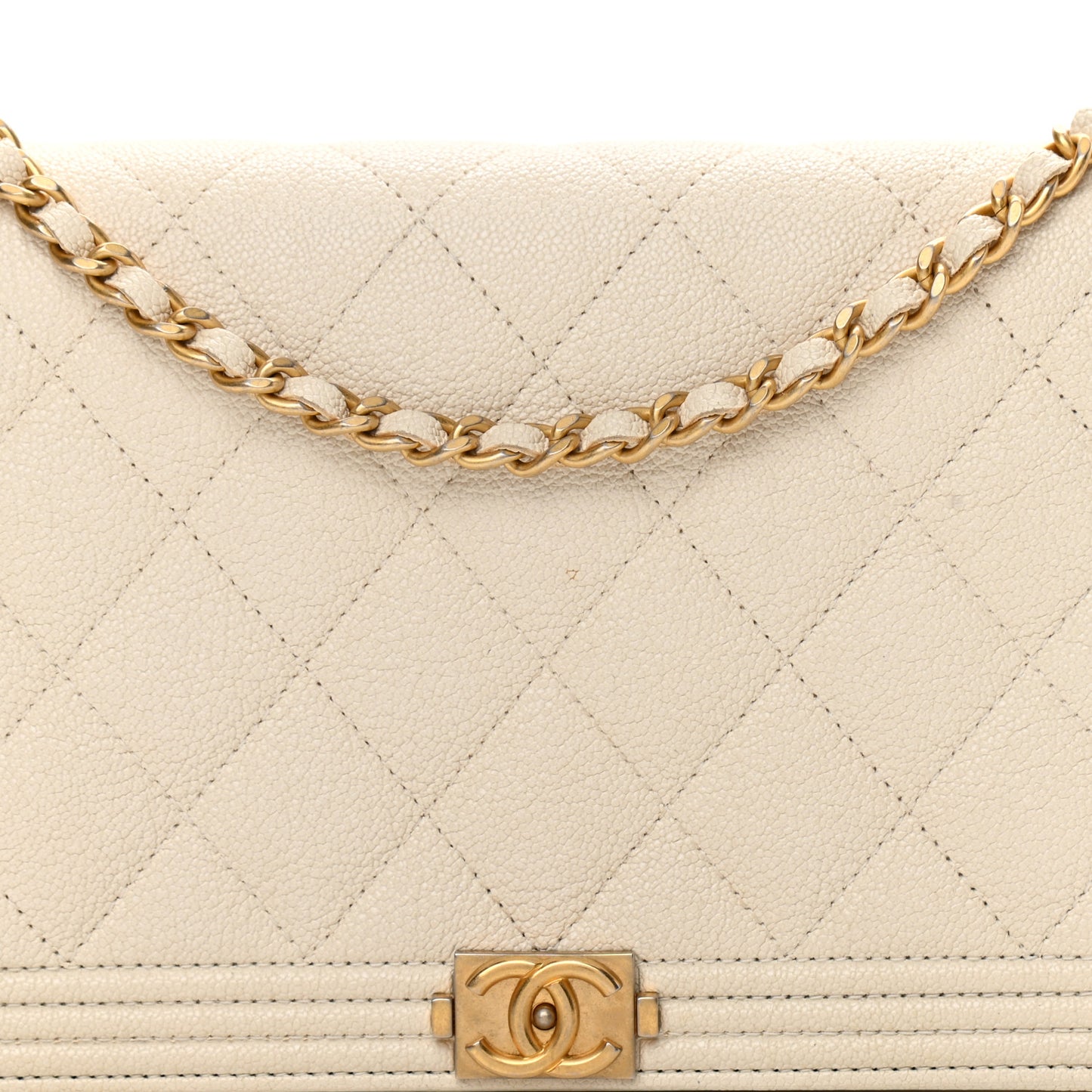 Caviar Quilted Boy Wallet On Chain WOC White