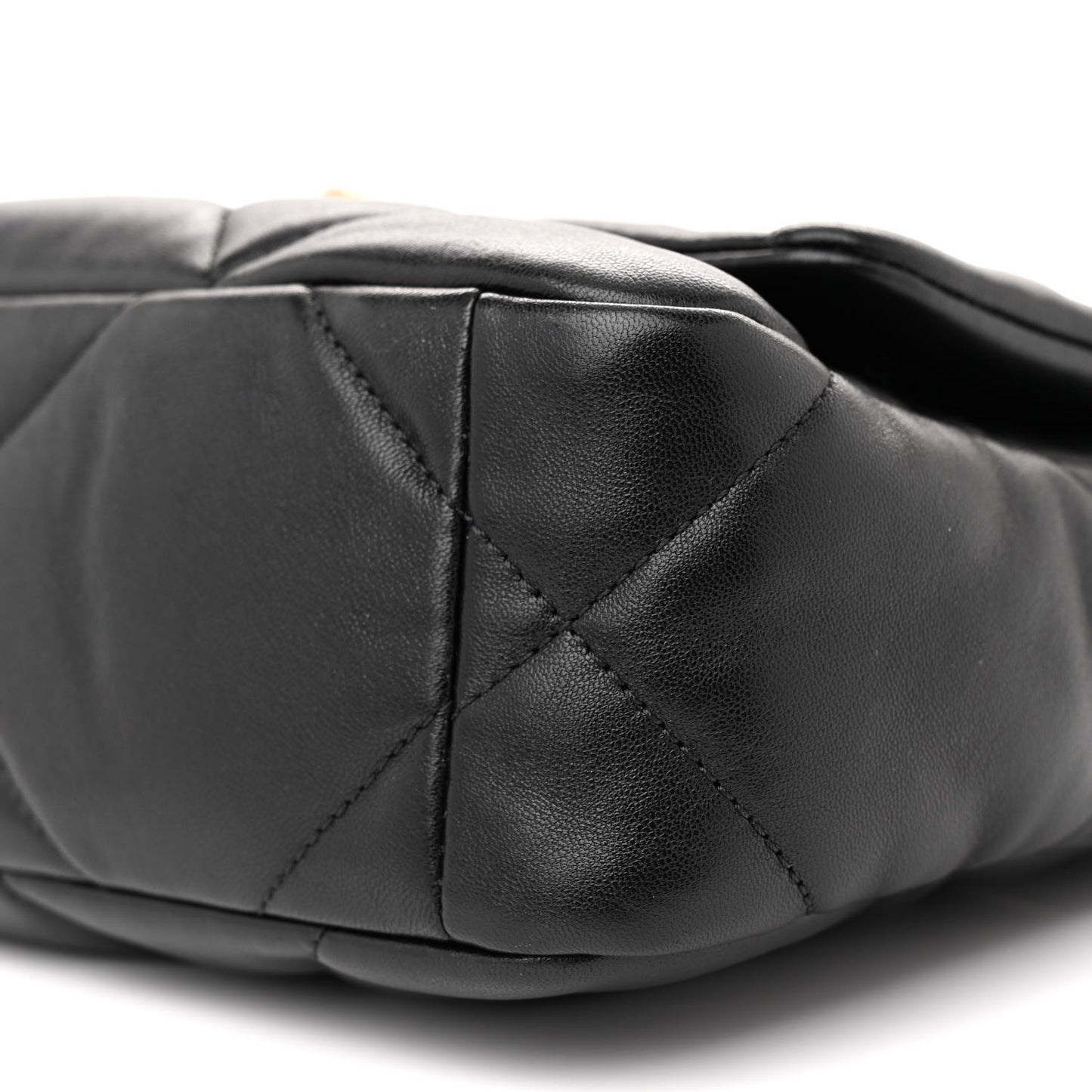 Lambskin Quilted Medium Chanel 19 Flap Black